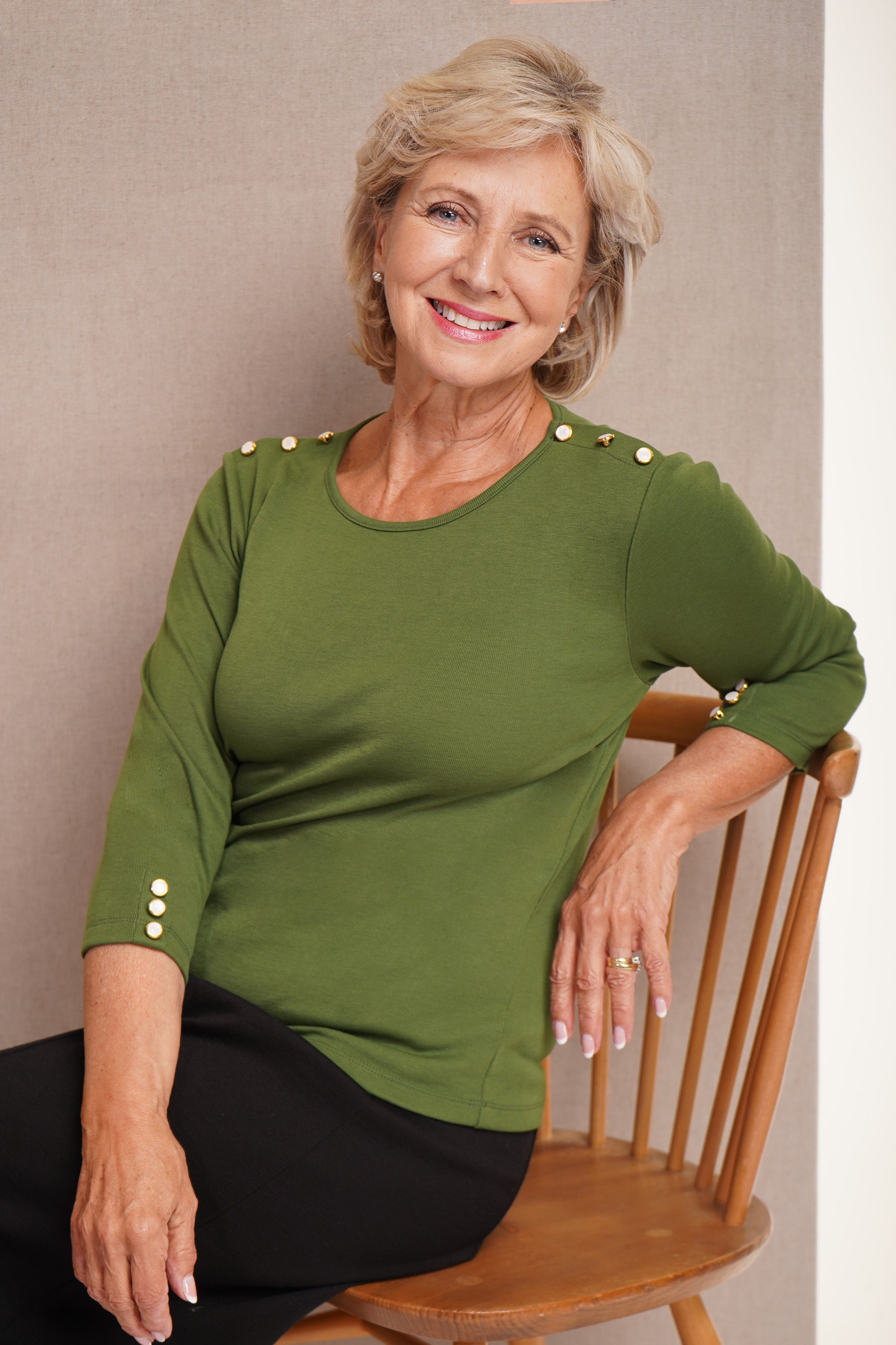 Button Shoulder Top - Poppy - Classic Women's Tops – Carr & Westley