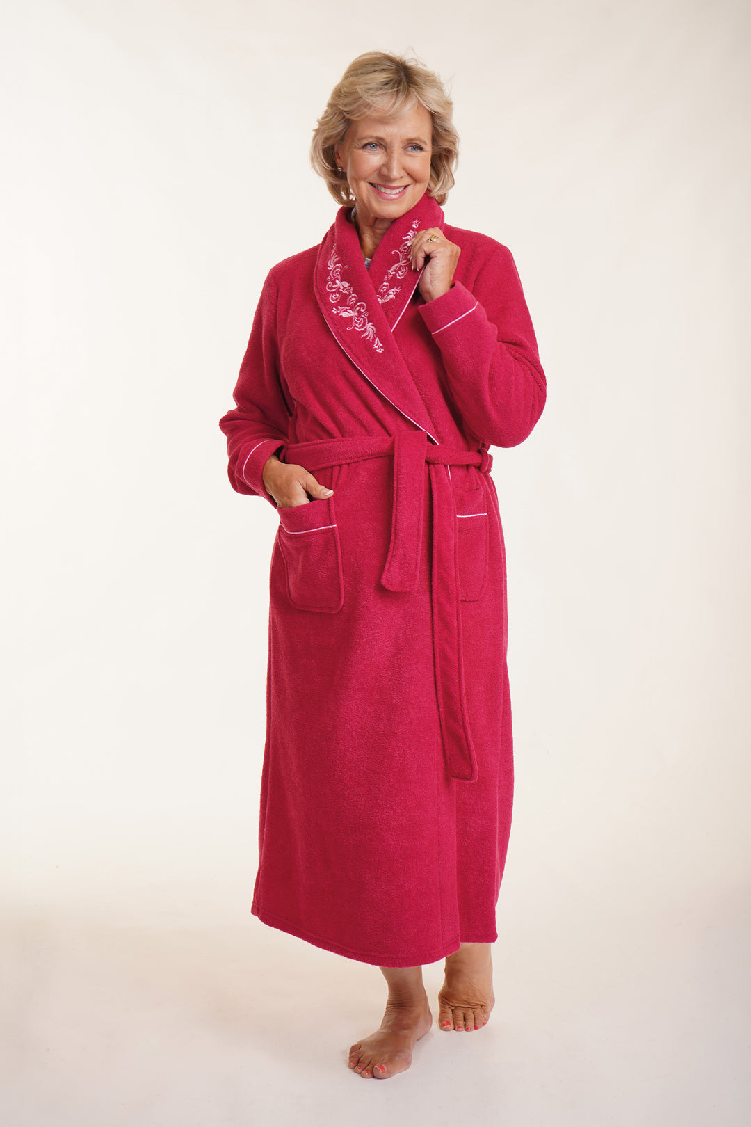 ladies dressing gowns Lovasy Women's Satin Robes Silky Short Robe Lightweight Sleepwear Bride Bridesmaids Bathrobes Loungewear Black,Small at Amazon Women's Clothing store this stylish robe is perfect for various occasions Natural Silk Women Dressing Gowns