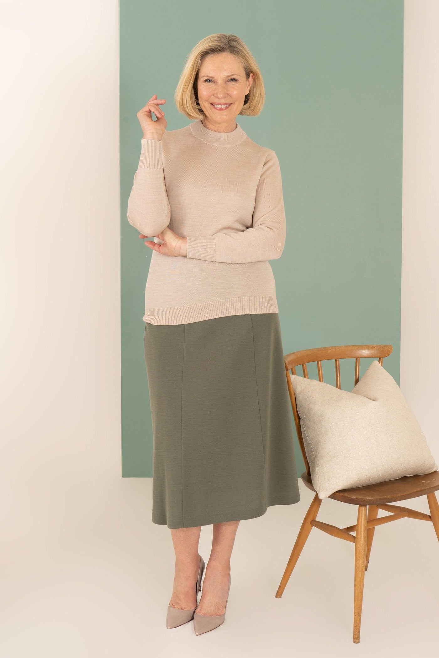 Sandringham Skirt - Olive - Carr & Westley